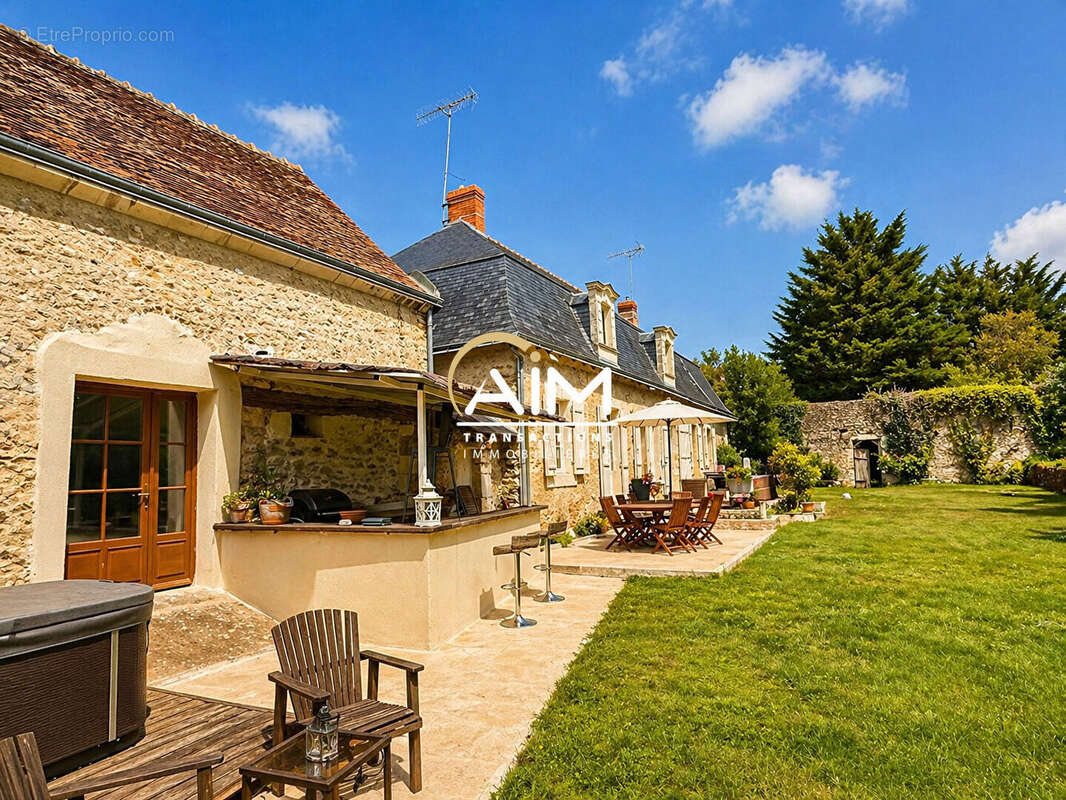 Maison à REIGNAC-SUR-INDRE