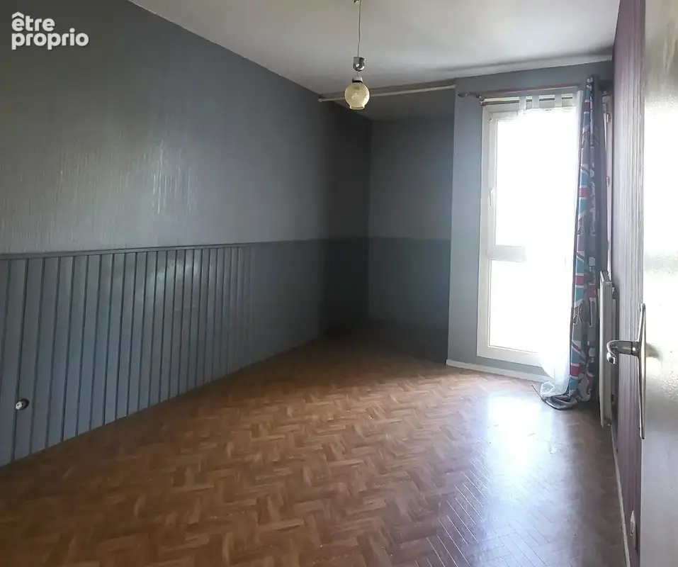 Créteil – Rare opportunité ! Superbe 2 pièces traversant de 53 m² avec balcon et box privatif - photo 8