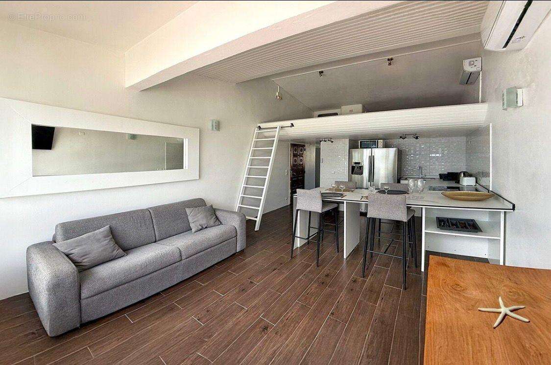 Appartement à LES TROIS-ILETS