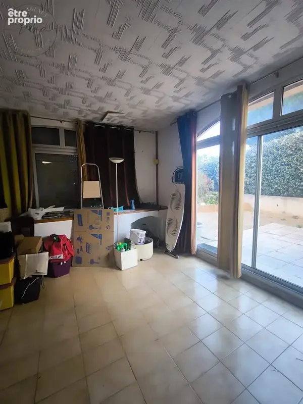 Appartement T3 RDJ avec terrain de 280M2 - photo 4