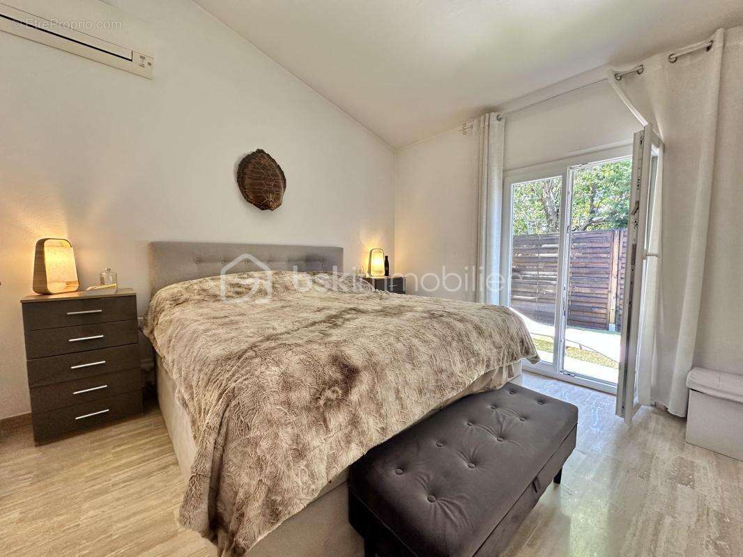 Cannes - petit juas - a vendre -  villa de charme 177m2 - jardin, piscine chauffée, double garage - au calme a 10min de la crois - photo 13