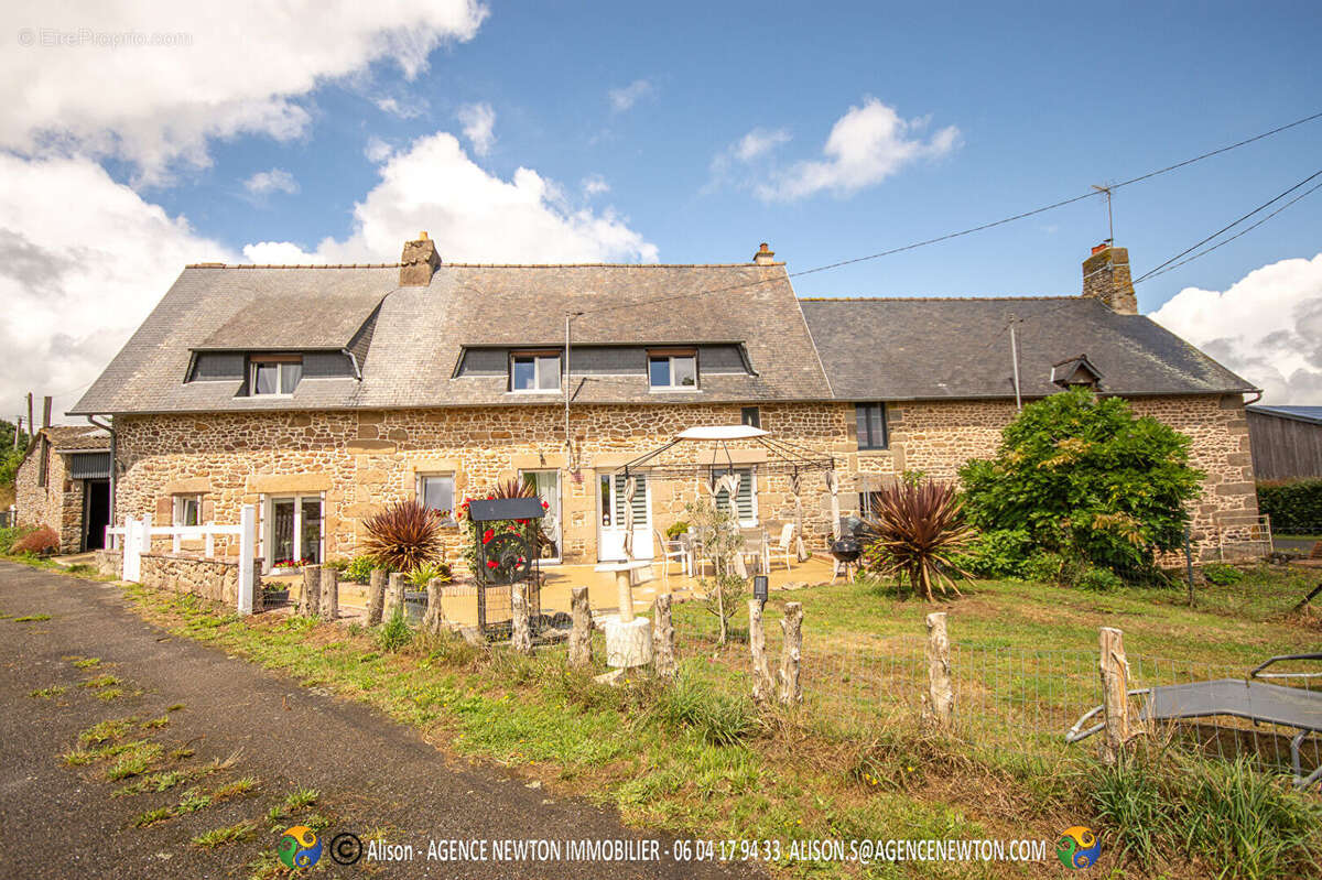 Maison à BAZOUGES-LA-PEROUSE
