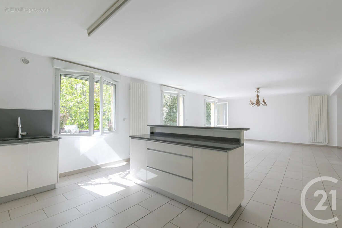 Maison à CHAMPIGNY-SUR-MARNE