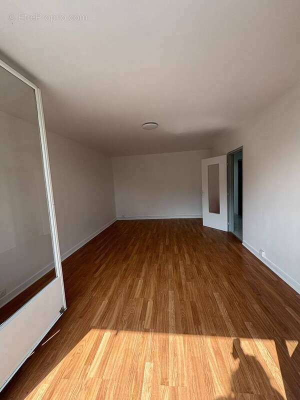 Appartement 72 m² à Limoges  - photo 10