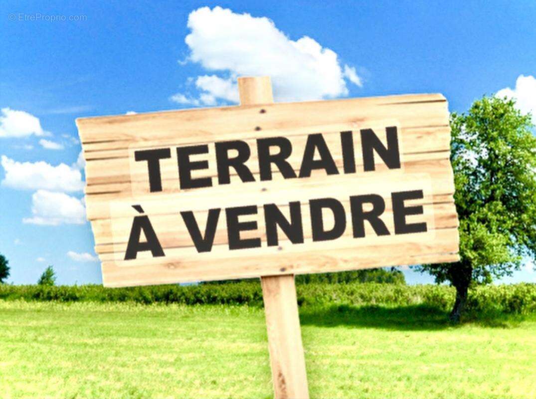Terrain à BANTOUZELLE