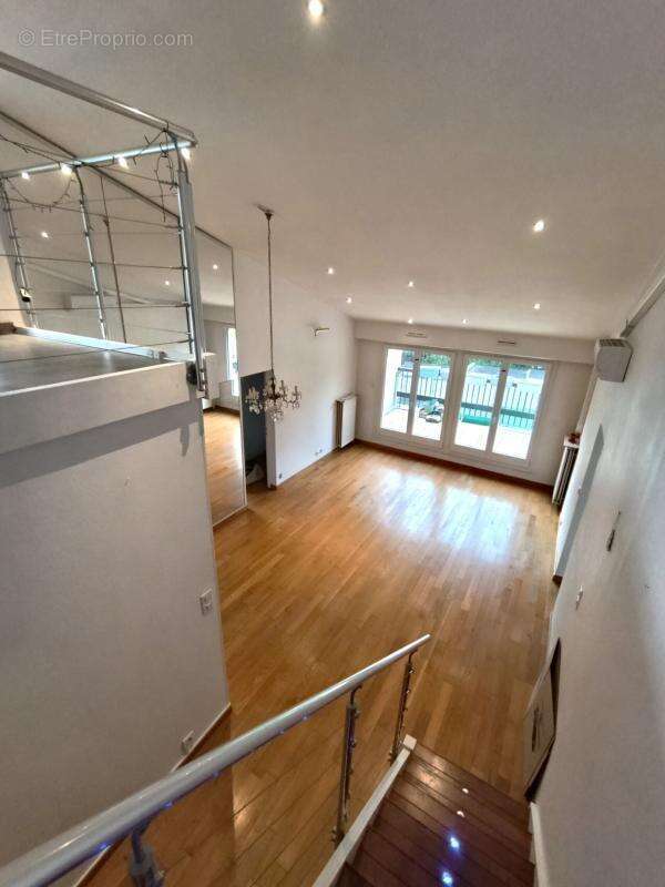 Atypique appartement t5 - photo 11