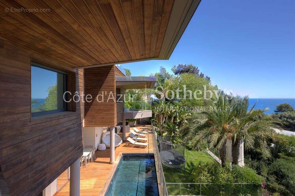 Maison à ROQUEBRUNE-CAP-MARTIN