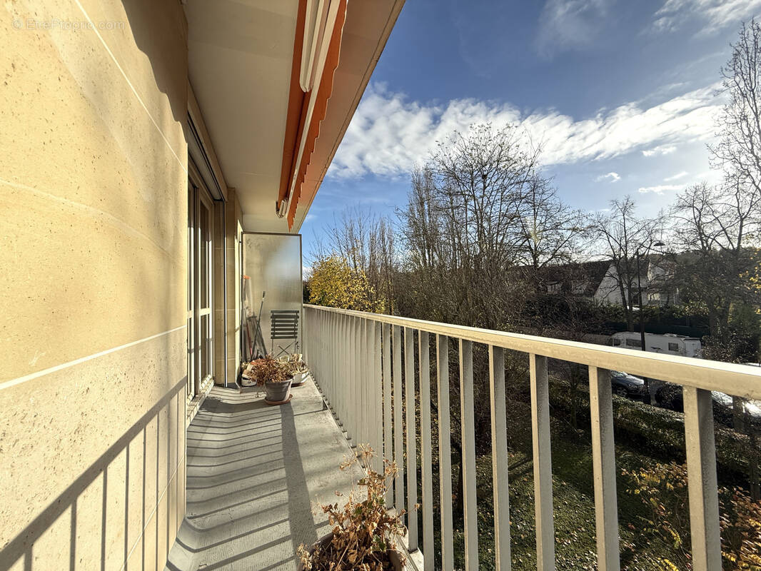 Appartement à RUEIL-MALMAISON
