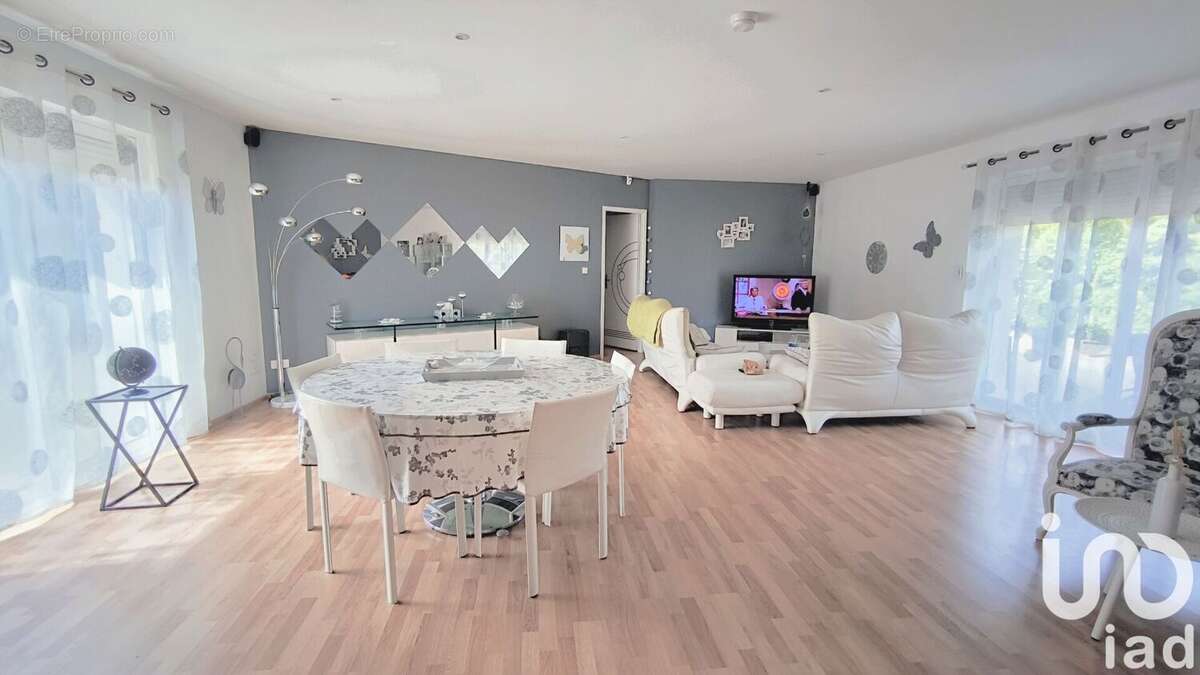 Photo 5 - Maison à VIRELADE