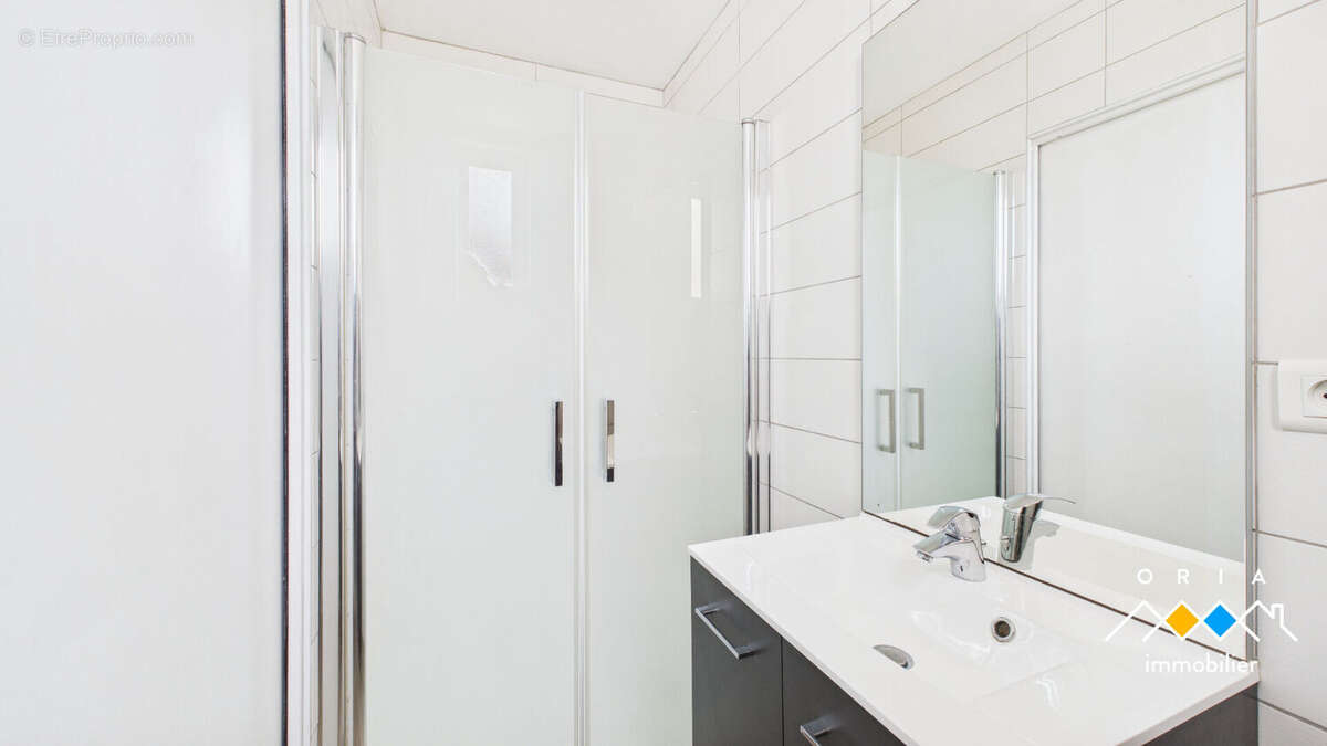 JOLIVET - Immeuble de 612 m2 sur terrain de 1303 m2 - photo 5