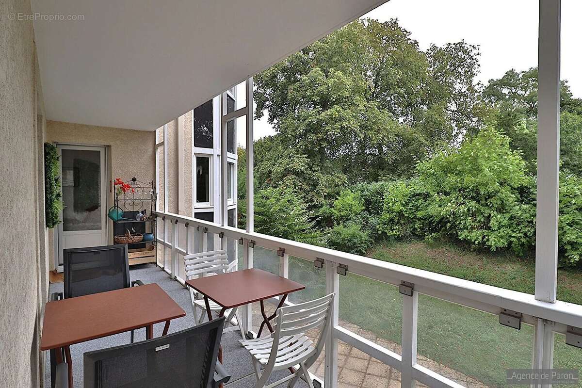 Appartement à VERRIERES-LE-BUISSON