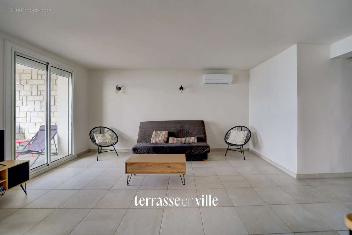 St cyr-sur-mer - promenade rose - appartement 80m2 vue mer panoramique - terrasse - garage - photo 8