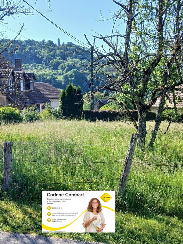 Terrain à SCEY-MAISIERES