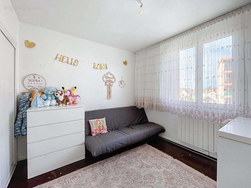 Appartement à LE PONTET