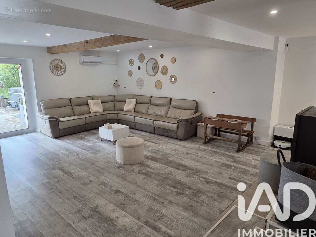 Maison 249 m² à Epieds-En-Beauce  - photo 9
