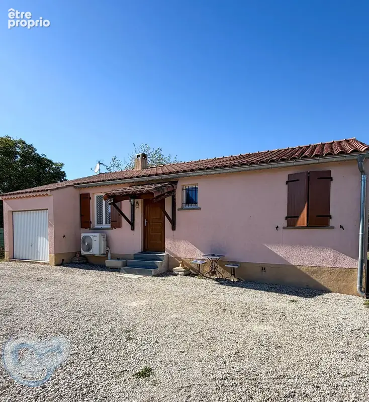 ST CHRISTOL - Maison de plain-pied de 86 m² habitables sur terrain de 930 m² avec garage attenant - - photo 16