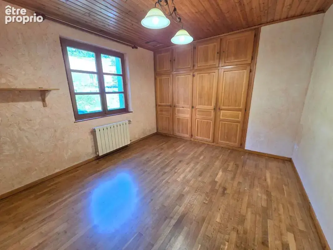 Maison 9 pieces 206m² sur 13.91 ares 299000 euros - photo 6