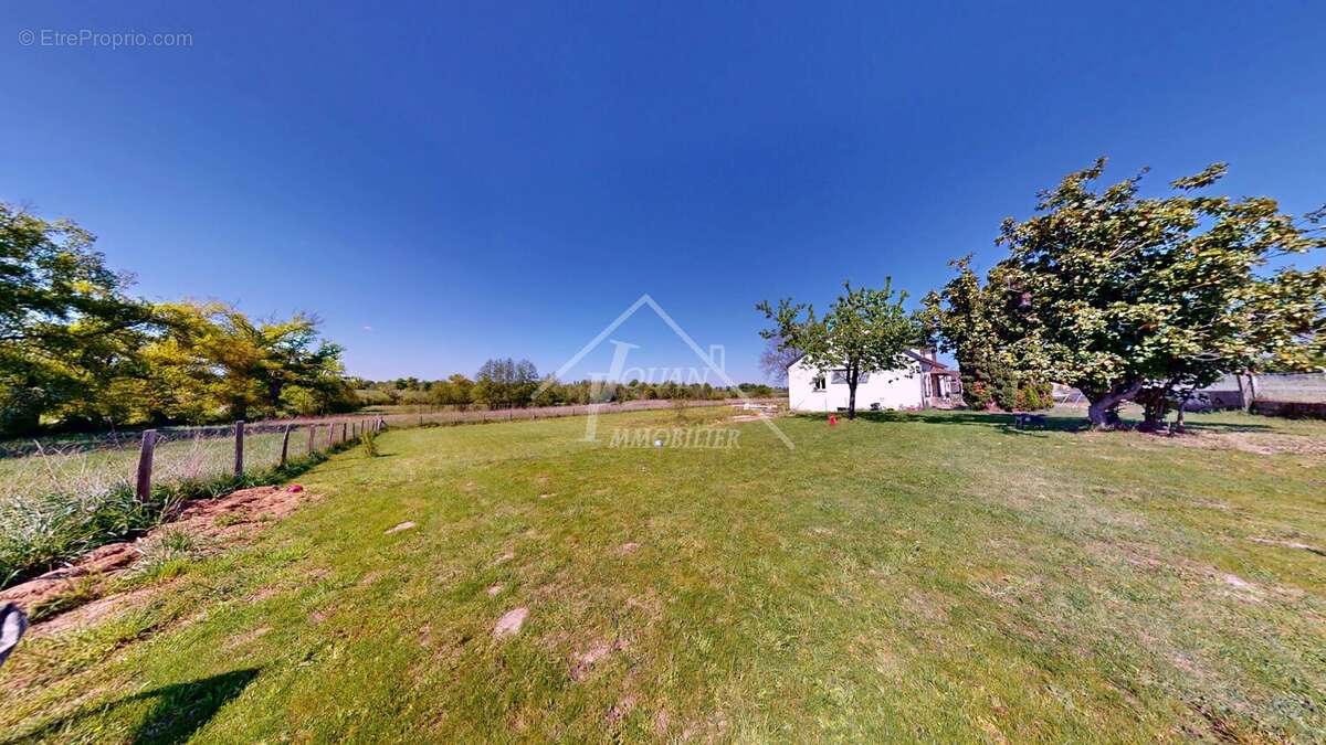 Maison à SAINT-POURCAIN-SUR-BESBRE