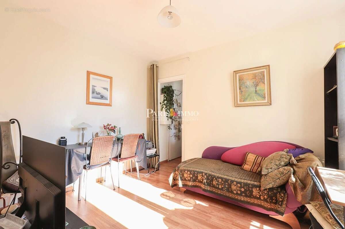 Appartement à LEVALLOIS-PERRET