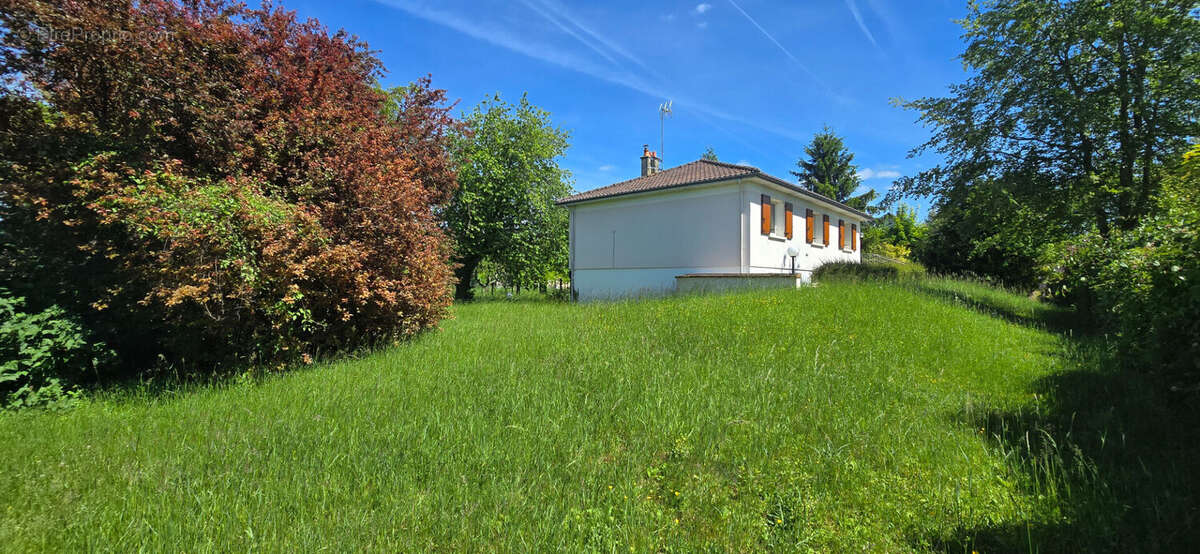 Maison à SAINT-ANDRE-LES-VERGERS