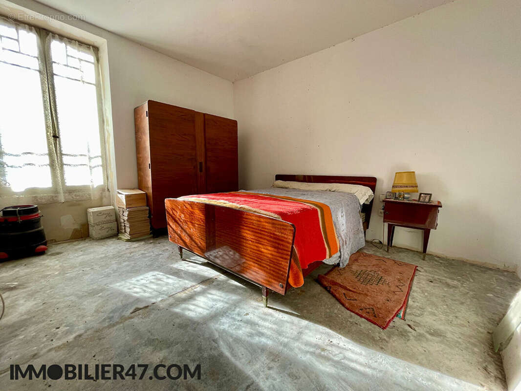 Maison à CASTELMORON-SUR-LOT