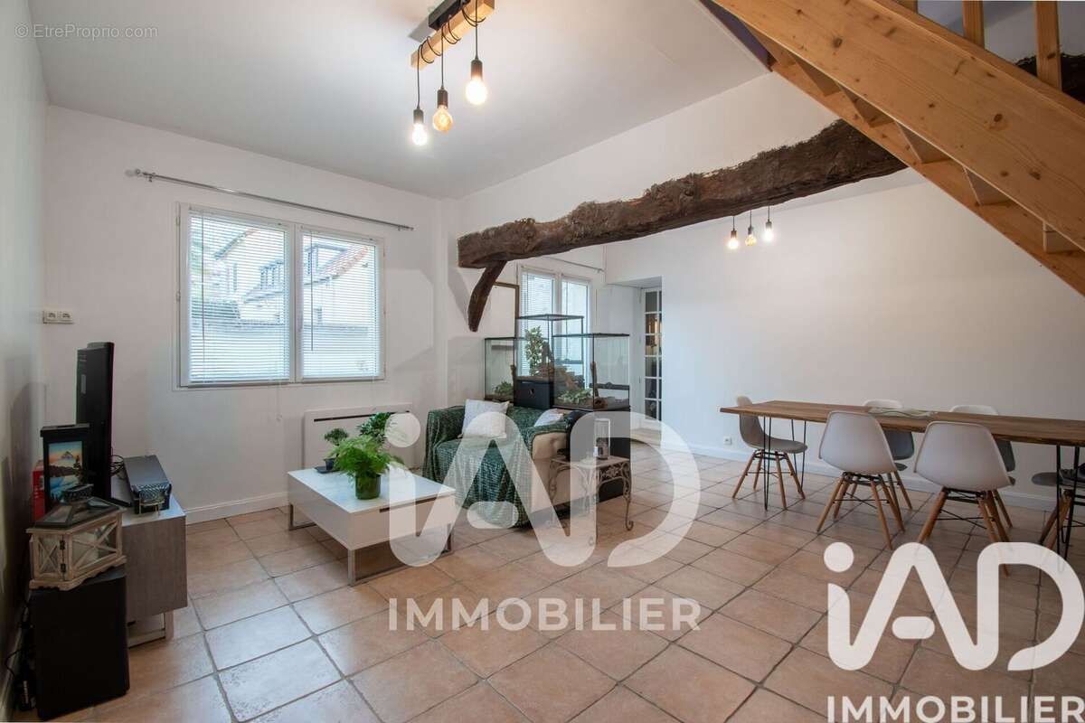 Photo 3 - Maison à LONGNES
