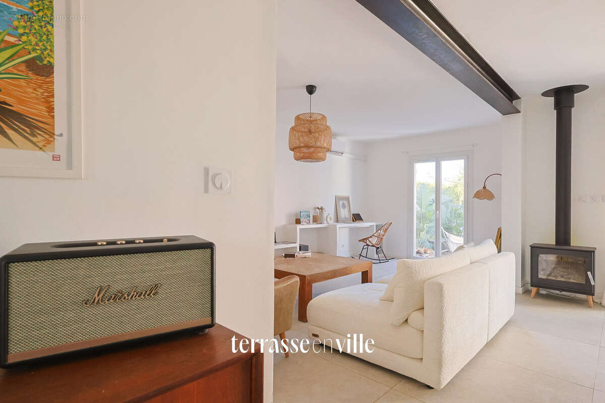 Maison à SIX-FOURS-LES-PLAGES