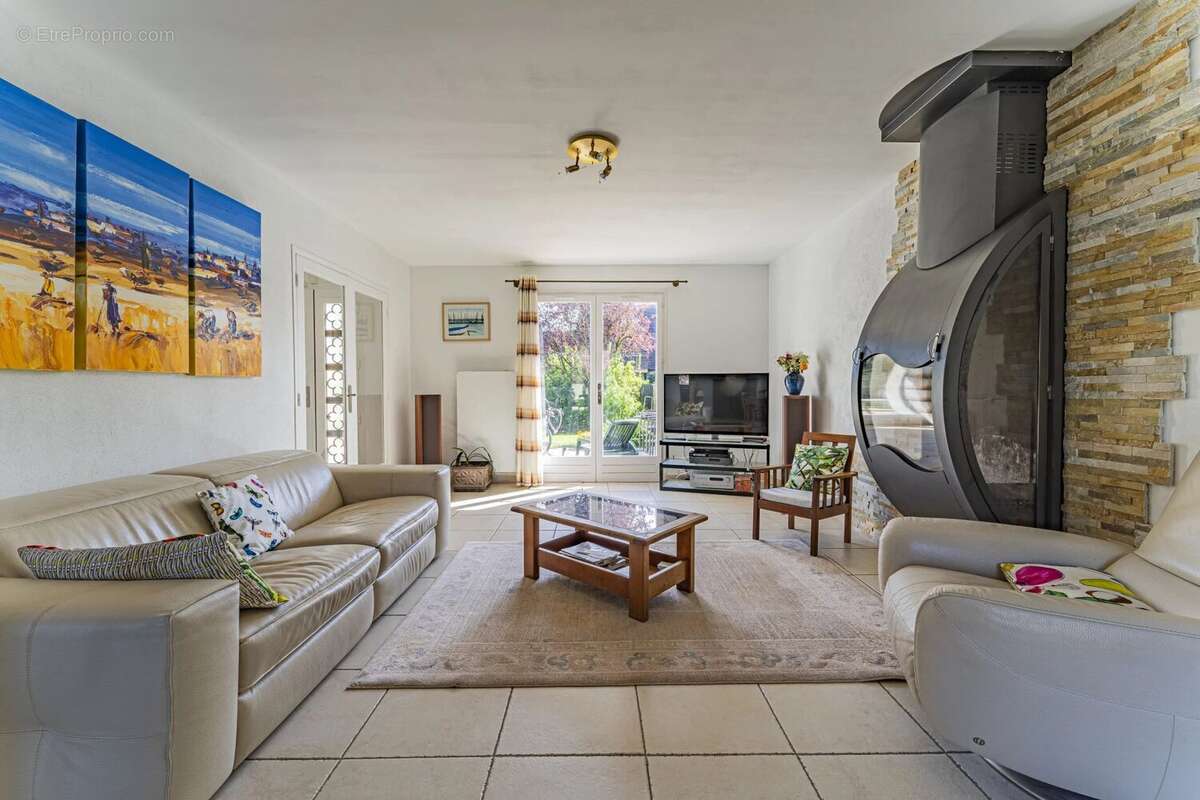 Maison à CROISSY-SUR-SEINE