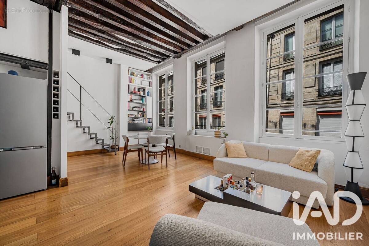 Photo 1 - Appartement à PARIS-1E