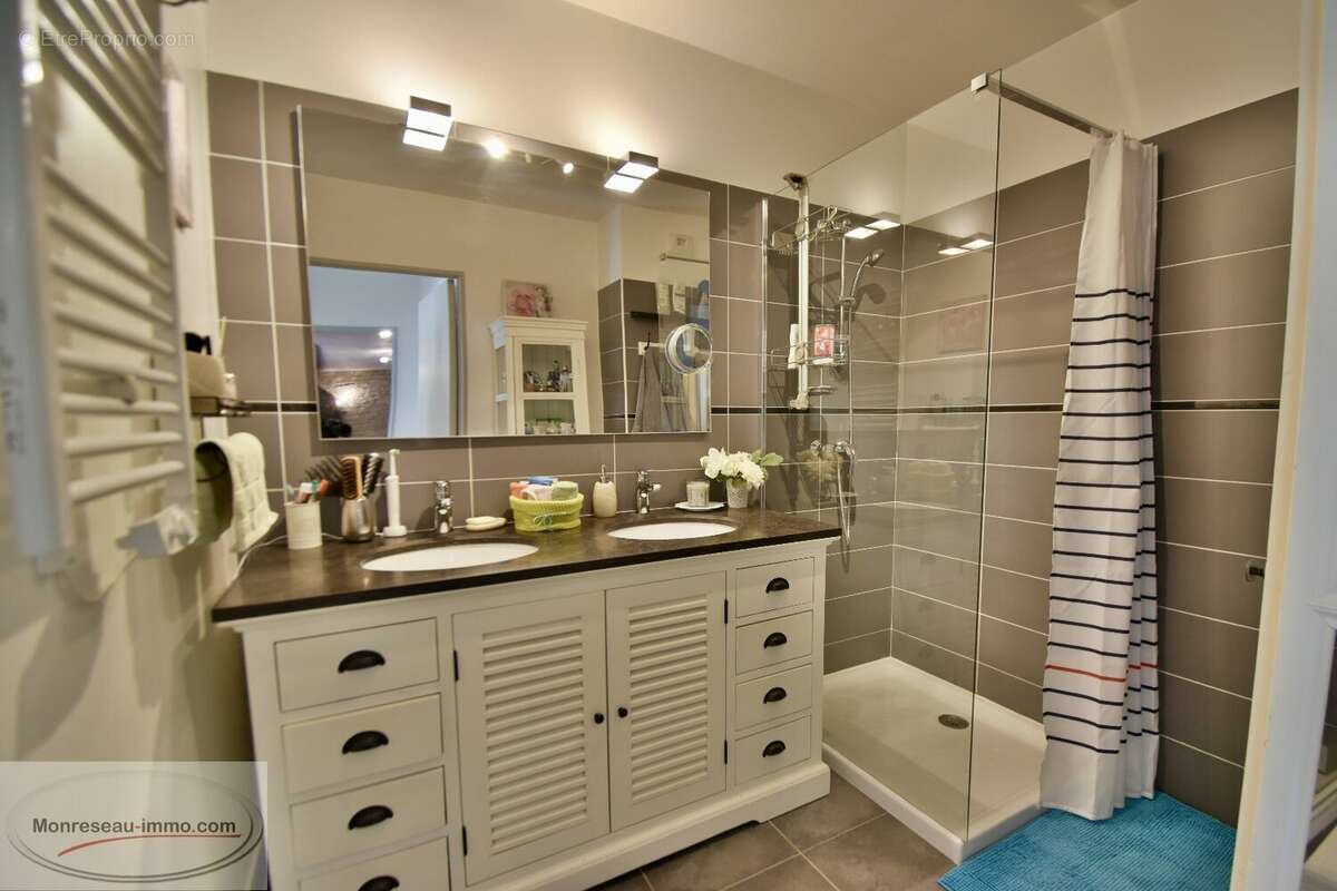 Appartement à LE CANNET