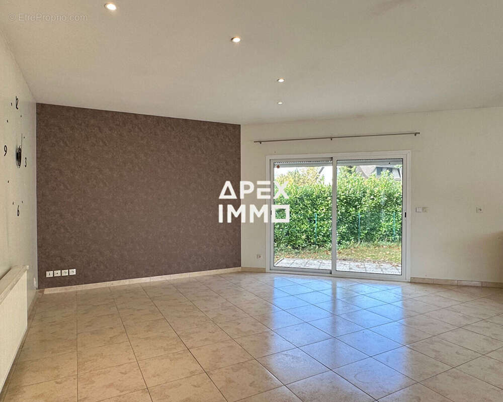 Maison à SAINT-PERE-SUR-LOIRE