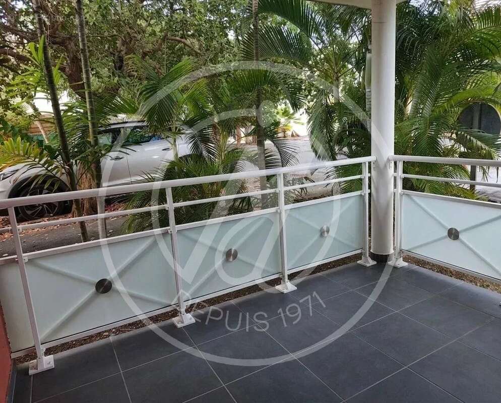 Appartement à LE MOULE