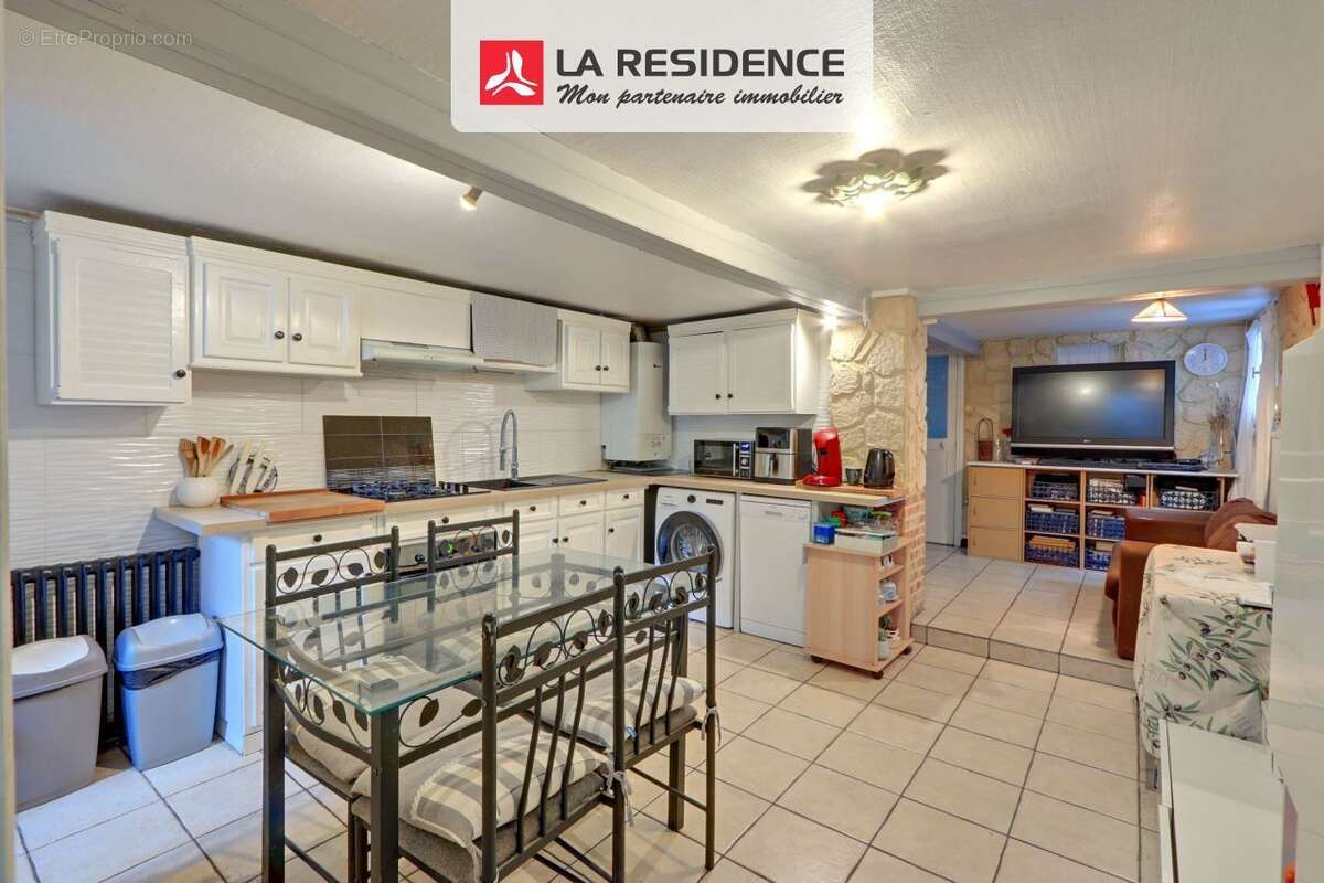 Maison à LA FRETTE-SUR-SEINE