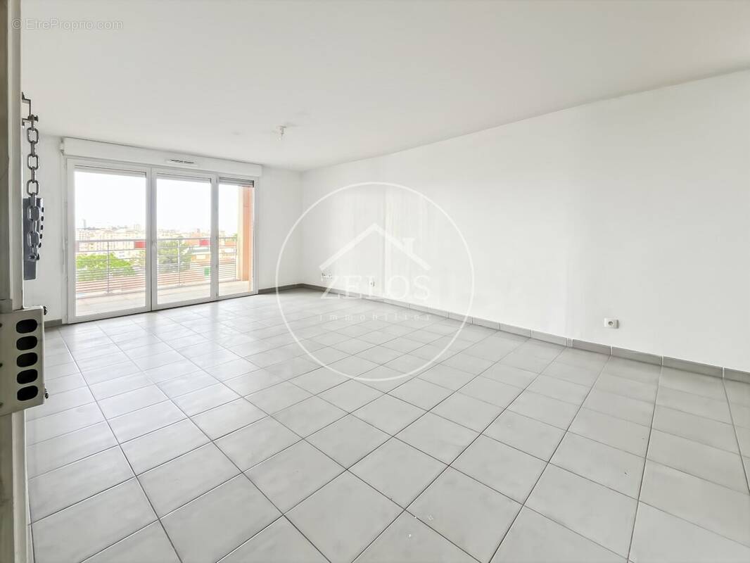 Appartement à MARSEILLE-14E