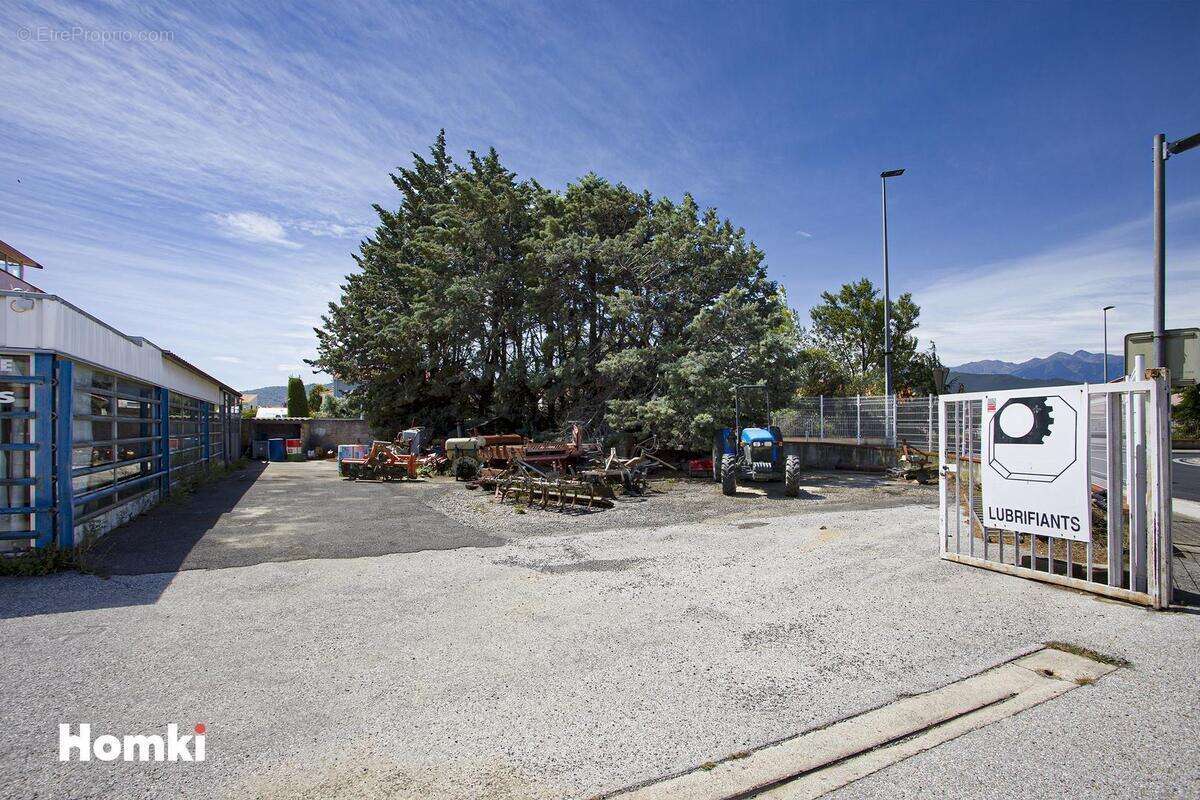 Commerce à ILLE-SUR-TET