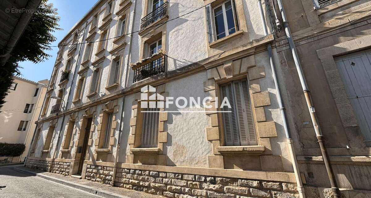 Opportunité FONCIA, T5 de 104m2 + 2 chambres de bonne + 1 cave : Intra-Muros - photo 5