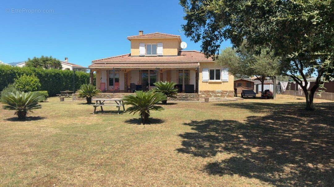 Maison à LUCCIANA