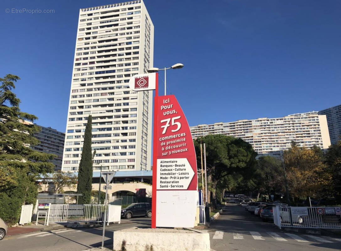 Commerce à MARSEILLE-9E