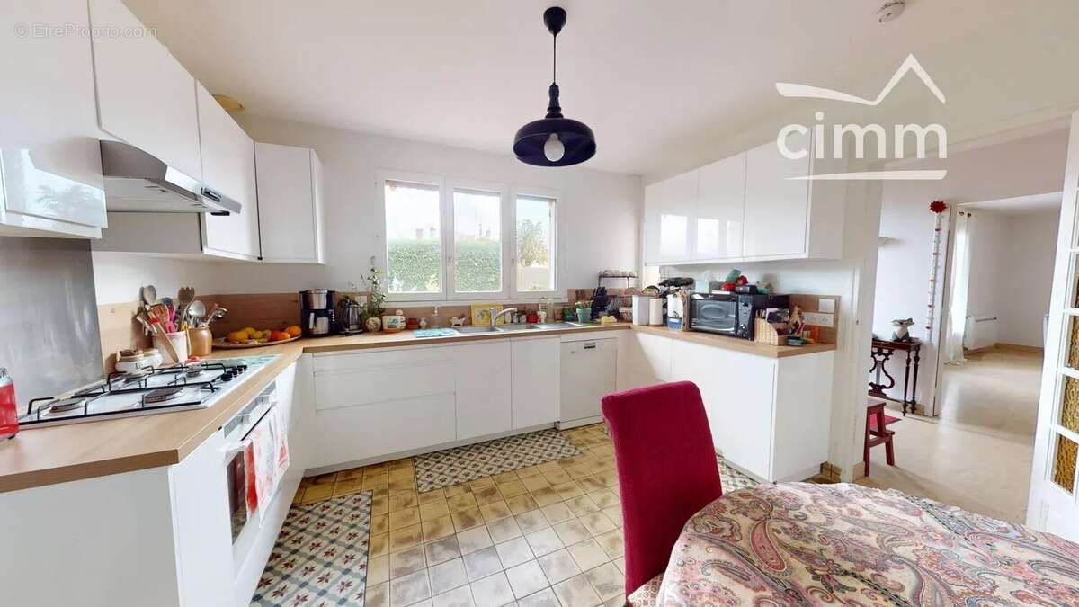 Maison à SAINT-CYR-EN-VAL