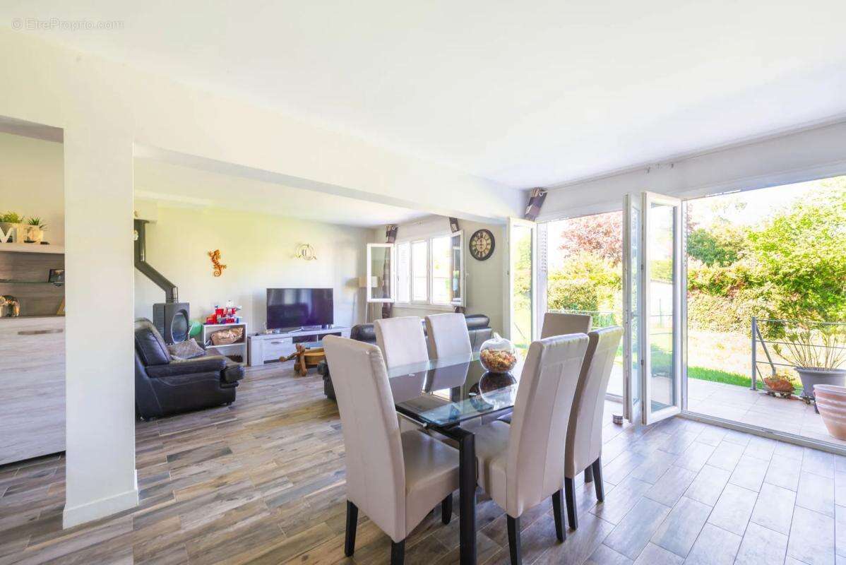 Appartement à GROSLAY