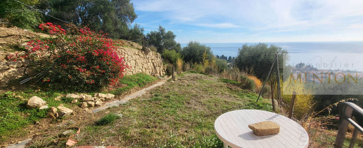 Appartement à MENTON