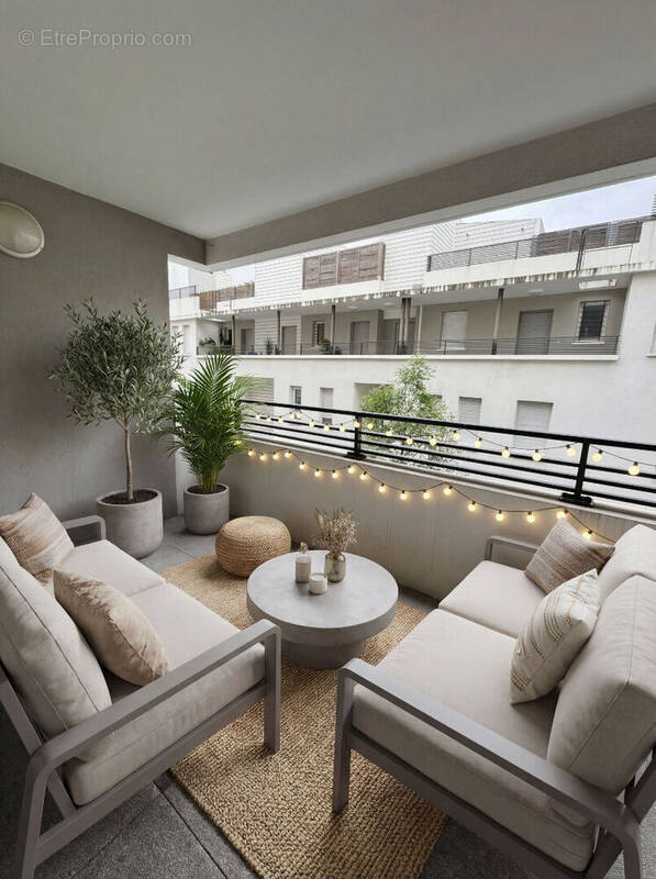 Appartement à MARSEILLE-2E