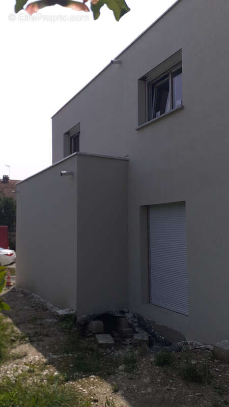Maison à ECHIROLLES