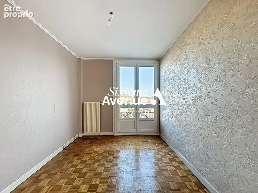 Appartement Decines Charpieu 4 pièce(s) 70.23 m2 - photo 8