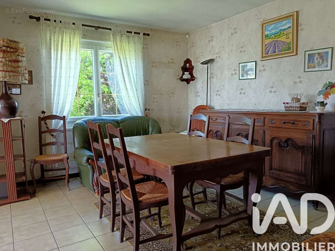 Photo 4 - Maison à FRANQUEVILLE-SAINT-PIERRE