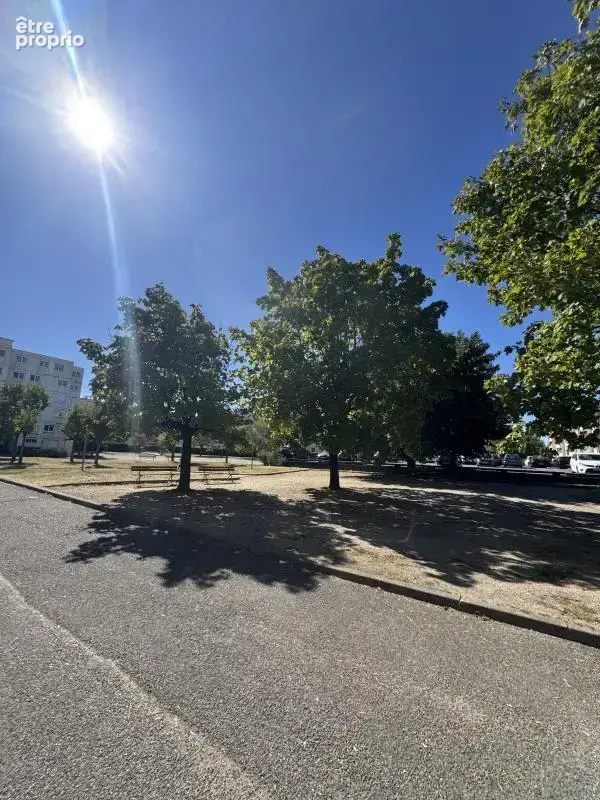 Appartement 4 pièces Saint Priest - 179000 € - photo 9