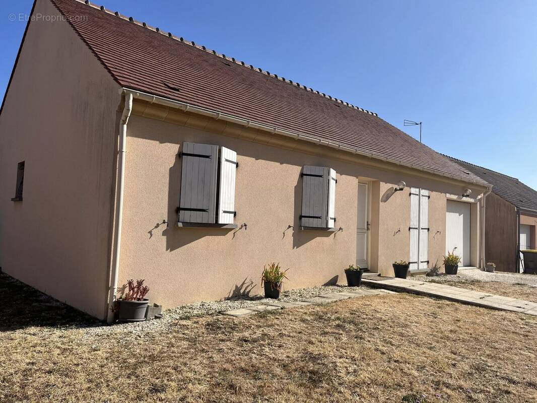 Maison à SAINT-MAURICE-SUR-FESSARD