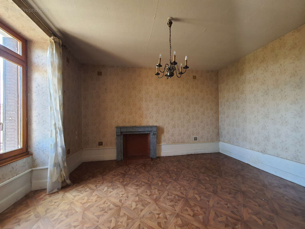 Maison à SAINT-GERMAIN-LAVAL