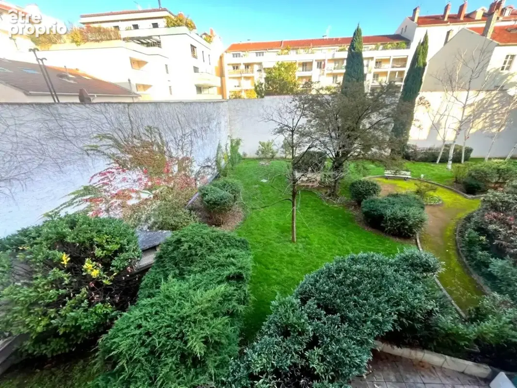 Appartement à vendre 6 pièces avec garage LYON 6EME ARRONDISSEMENT (69) - photo 4