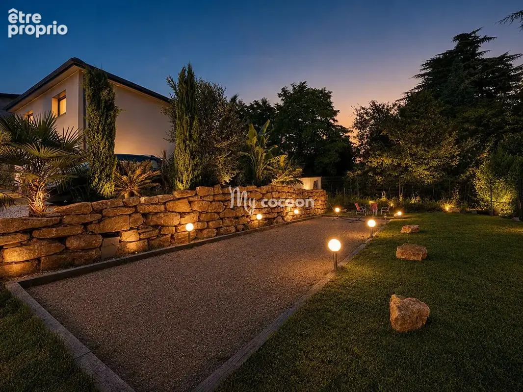 Collonges-au-Mont-d'Or - Maison T6 - 110 m² - Terrain - Piscine - photo 14